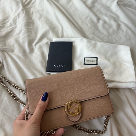 Classy Gucci bag/ wallet on chain - Picture 4 of 5